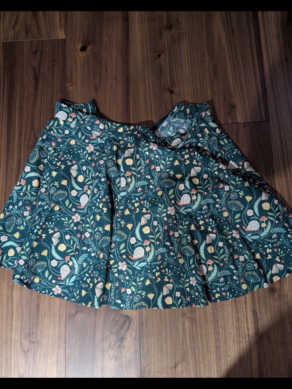Retrolicious Forest Critter Skater Skirt Size L